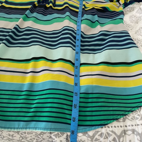 Lane Bryant top super lightweight size 22/24 gently used. - Picture 4 of 7